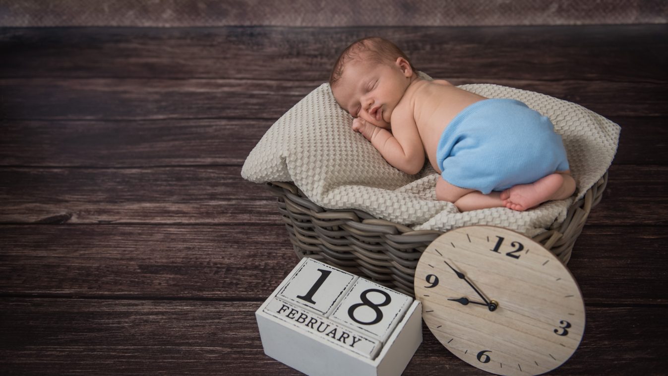 Babyshooting Höxter mit Noah