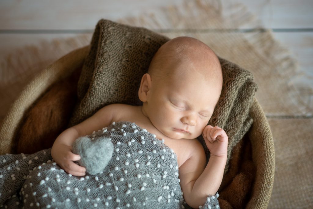 NeugeborenenshootingPaderborn-BabyshootingPaderborn-BabyfotosGuetersloh-FotografPaderborn-NadineKollakowskiFotografie