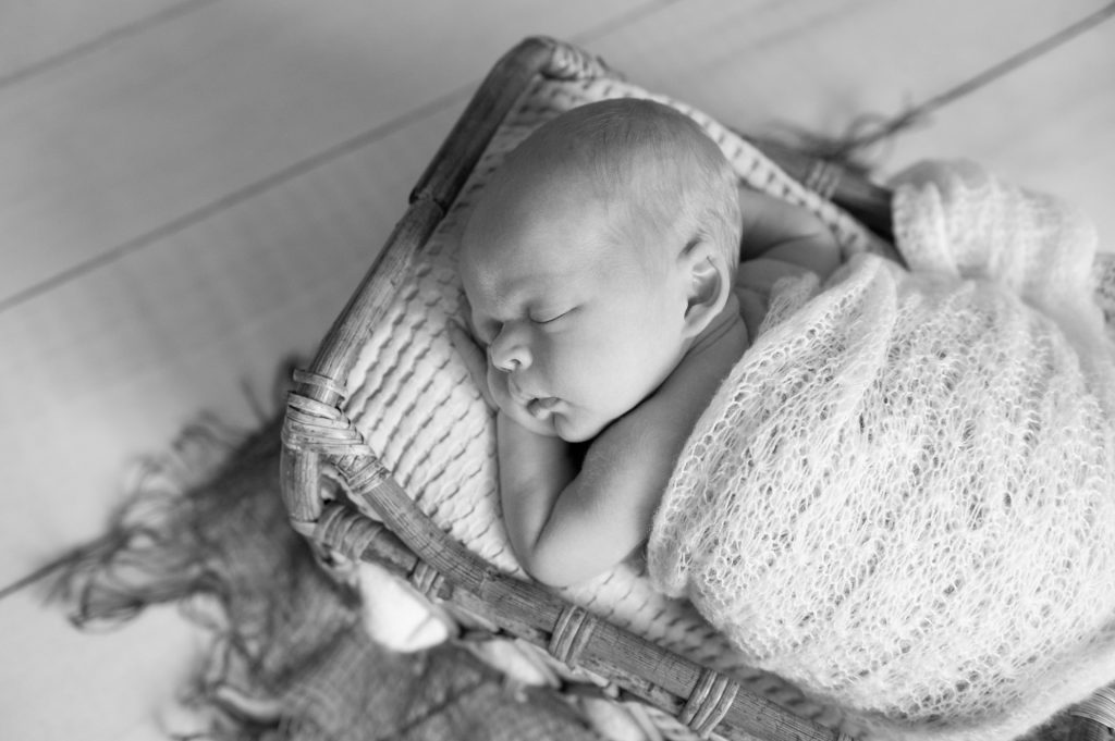 BabyfotografPaderborn-NeugeborenenshootingPaderborn-FotografPaderborn-BabyshootingPaderborn-FotografGuetersloh-NadineKollakowskiFotografie